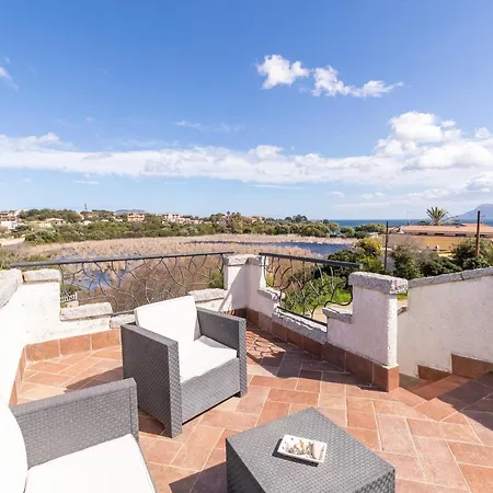 Vista Mare 4 アパート